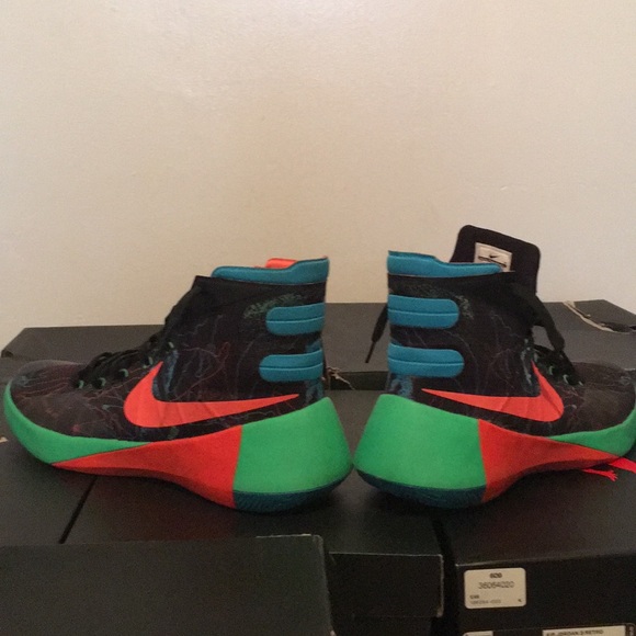 Nike Hyperdunk 2015 PRM Basketball Shoes - Picture 3 of 8